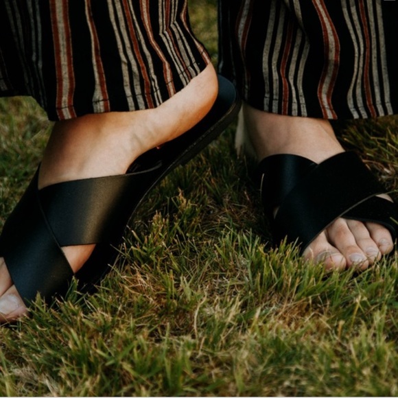 ✨HOST PICK✨NIB Seychelles Total Relaxation Sandals - Picture 2 of 5